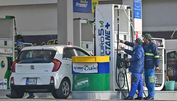 Govt hikes diesel price by Rs2.78 per litre for next fortnight