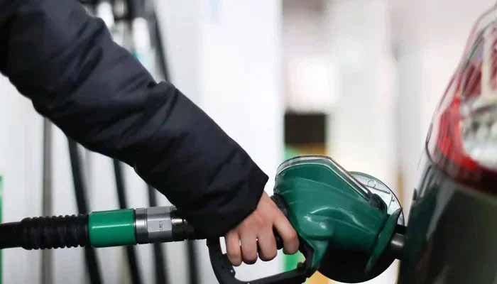 Petroluem prices expected to drop by up to Rs6.10 per liter from tomorrow